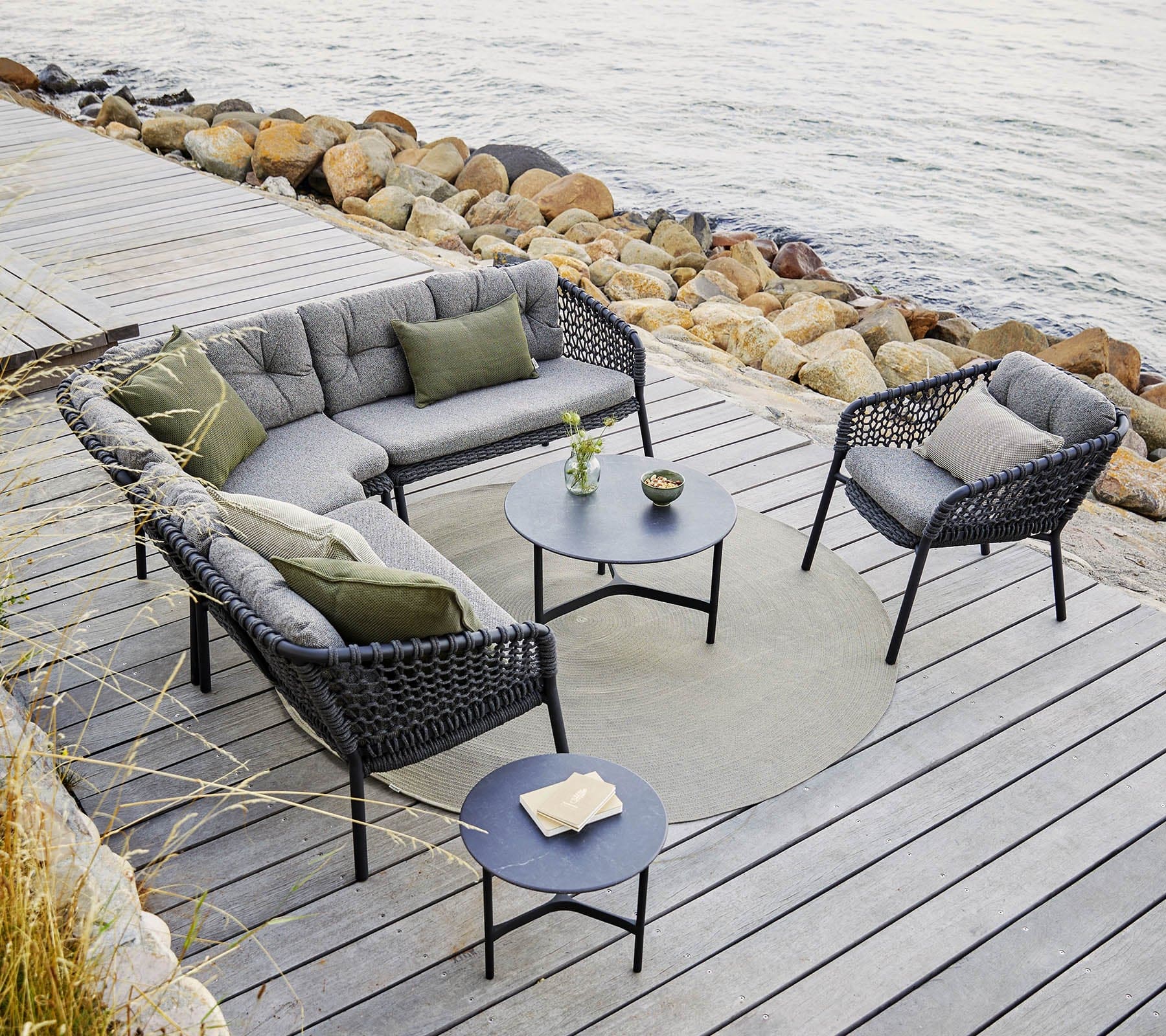 Twist Outdoor Coffee Table