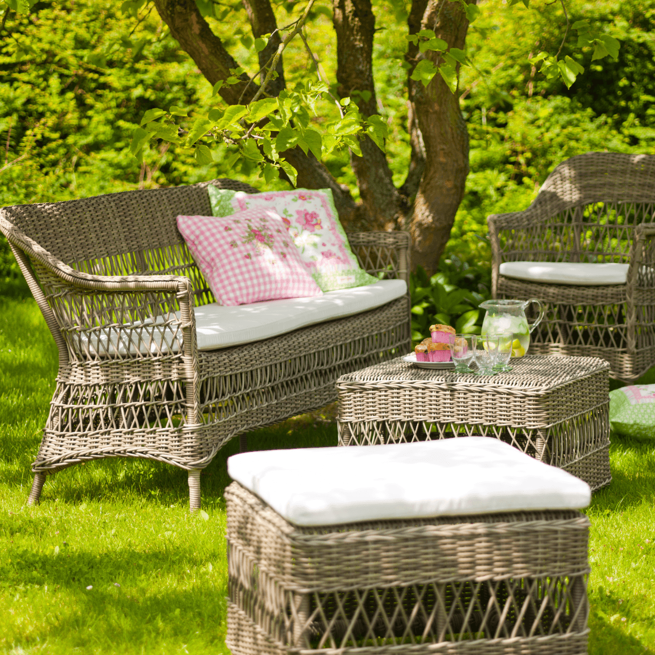 Charlot Outdoor Dining Armchair