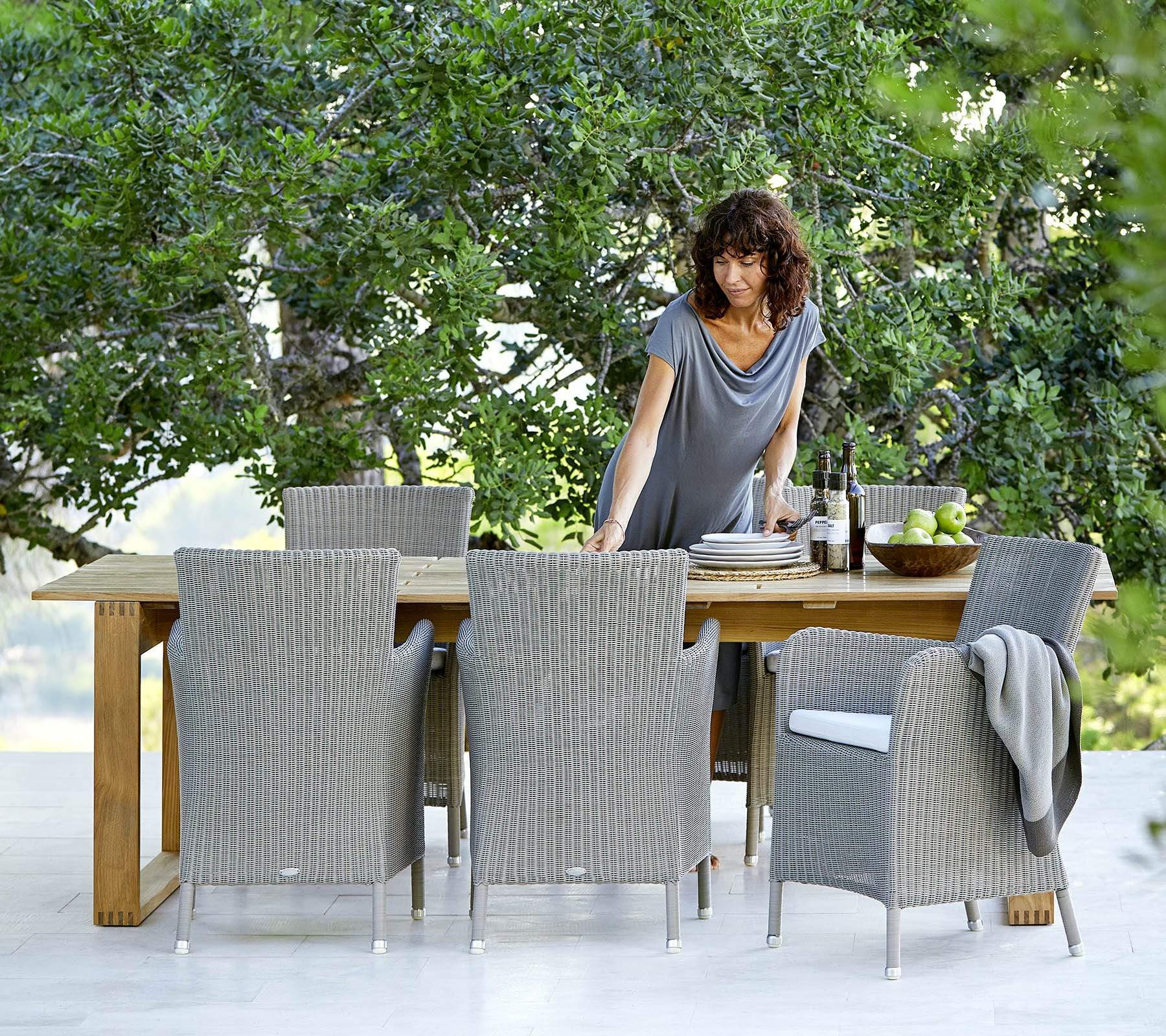Endless Outdoor Teak Dining Table