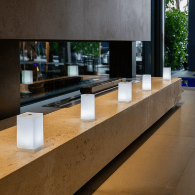 Hokare Cub – LED Table Lamp